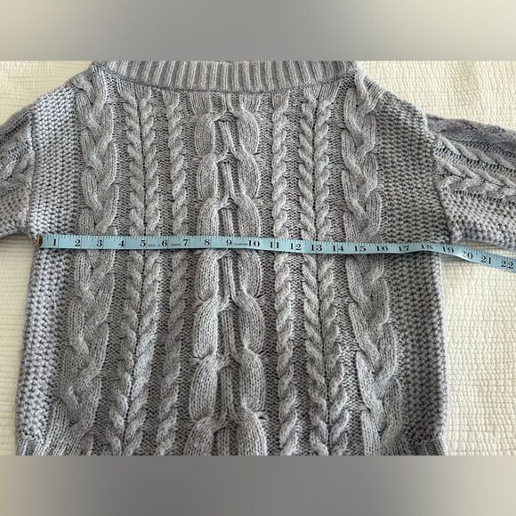Military Hippie Women’s Lavender Cable Knit Cropped Sweater Estimated Size Large - Picture 7 of 9